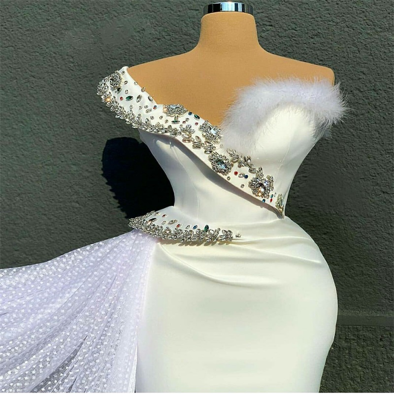 Luxury Mermaid Prom Dresses Bling Crystal Beads Feather Evening Dress Sexy Off-shoulder Sweep Train Gorgeous Special Occasion Dresses