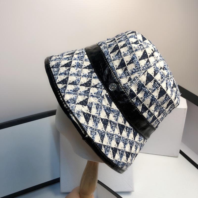 Luxury Hat Women's Korean-Style Big-Name Tassled Graceful Bucket Fisherman Hat Outdoor Travel All-match Sunshade Casual, Black
Luxury Hat Women's Korean-Style Big-Name Tassled Graceful Bucket Fisherman Hat Outdoor Travel All-match Sunshade Casual, Black