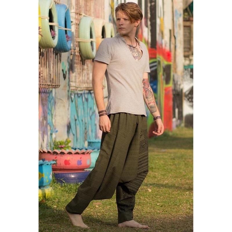 Plus Size Men Pants Loose Personality Little Feet Pleated Solid Summer New Fashion Mid Waist Cross-pants Lugentolo, Brown
Plus Size Men Pants Loose Personality Little Feet Pleated Solid Summer New Fashion Mid Waist Cross-pants Lugentolo, Brown