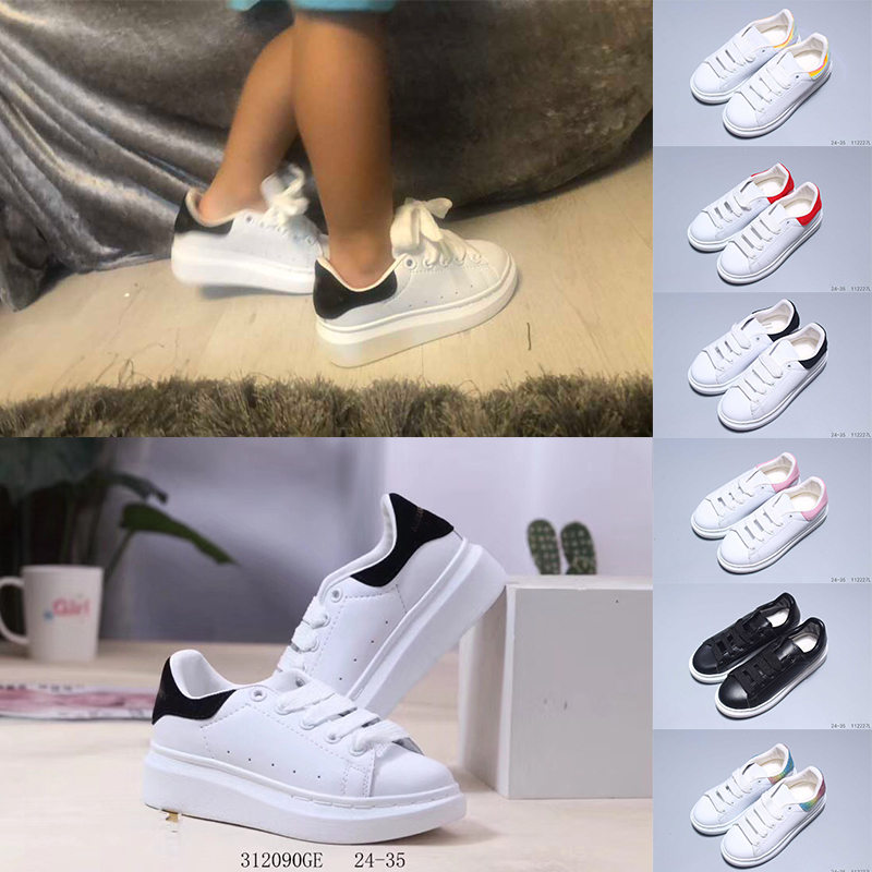 Childrens top quality 2021 designer espadrille flat shoe flats Baby Boy oversized shoes sneaker Kids Girls leather platform baskets sneakers
Childrens top quality 2021 designer espadrille flat shoe flats Baby Boy oversized shoes sneaker Kids Girls leather platform baskets sneakers