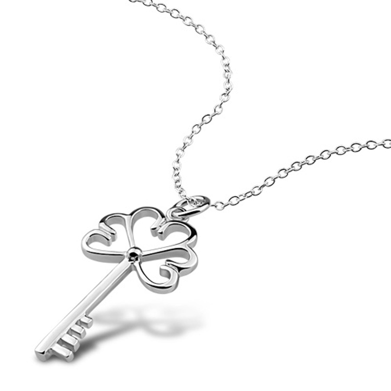 Fashion Women fashion simple key pendant Chain 925 sterling silver Padlock Pendant Necklace Women Trendy Punk Jewelry
Fashion Women fashion simple key pendant Chain 925 sterling silver Padlock Pendant Necklace Women Trendy Punk Jewelry