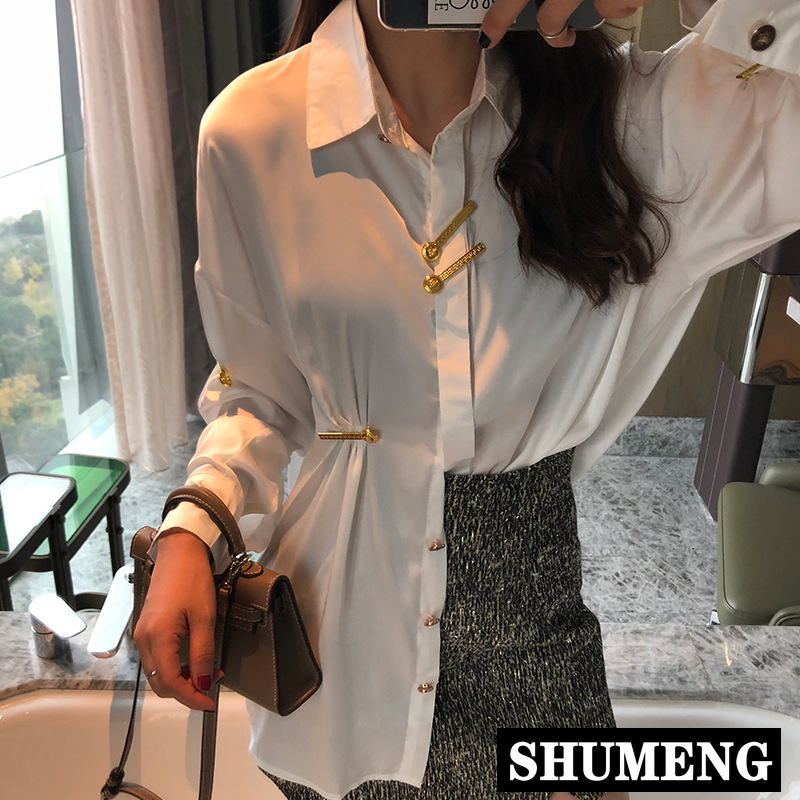 2020 New Spring and Autumn Fashion Lady's Clothing Metal Buckle Loose Shirt Female Long Sleeve Satin Silk Blouse White, Black
2020 New Spring and Autumn Fashion Lady's Clothing Metal Buckle Loose Shirt Female Long Sleeve Satin Silk Blouse White, Black