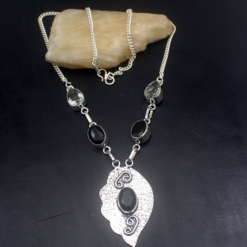 Fashion Jewelry BlackOnyx GreenTopaz Silver Color Women Necklace Chain 19 Inch HD209
Fashion Jewelry BlackOnyx GreenTopaz Silver Color Women Necklace Chain 19 Inch HD209