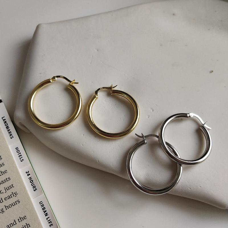 XIHA 925 Sterling Silver Hoop Earrings for Women 2020 Huggie Round Circle Trend Korean Earring Wedding Brides Minimalist Jewelry
XIHA 925 Sterling Silver Hoop Earrings for Women 2020 Huggie Round Circle Trend Korean Earring Wedding Brides Minimalist Jewelry