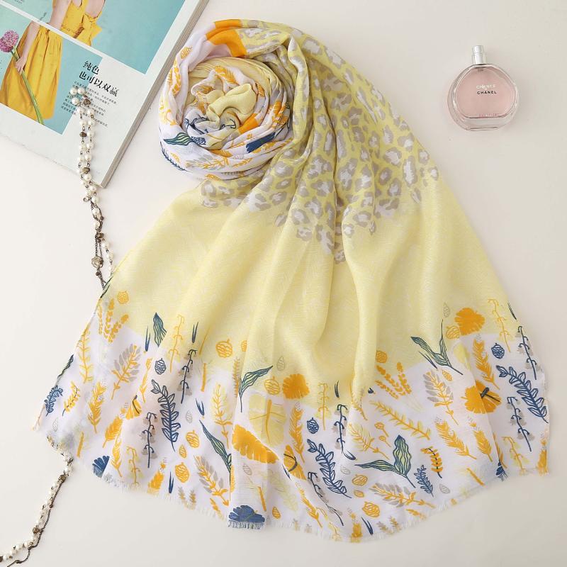 Women Cotton Long Scarves Spring Lady's Shawls Thin Summer Ethnic Style Female Wraps Muslim Head Kerchief Scarves Autumn
Women Cotton Long Scarves Spring Lady's Shawls Thin Summer Ethnic Style Female Wraps Muslim Head Kerchief Scarves Autumn