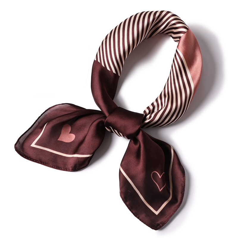 Scarves 2021 Spring Summer Scarf Square Women Fashion Geometric Striped Silk Love Pattern Gift For Lady Girl Neckerchief
Scarves 2021 Spring Summer Scarf Square Women Fashion Geometric Striped Silk Love Pattern Gift For Lady Girl Neckerchief