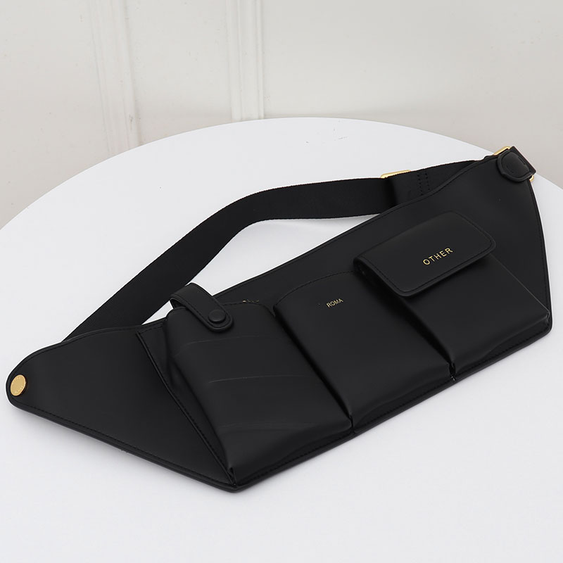Female Purse Packs Men Belt Bag Black Calfskin Waist Bag Women Chest Bag Three Front Pockets
Female Purse Packs Men Belt Bag Black Calfskin Waist Bag Women Chest Bag Three Front Pockets