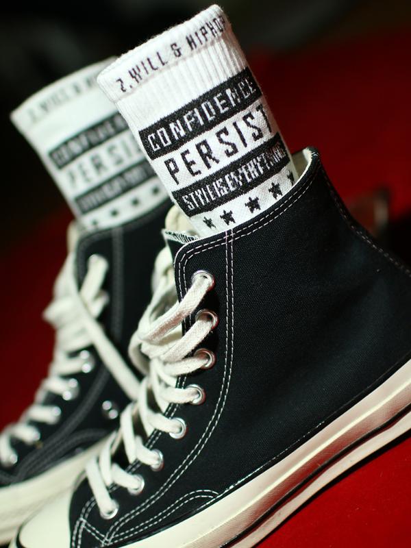 street style hip-hop alphabet skateboard fashion socks men and women lovers sport long tube hip-hop basketball socks cotton, Persist
street style hip-hop alphabet skateboard fashion socks men and women lovers sport long tube hip-hop basketball socks cotton, Persist