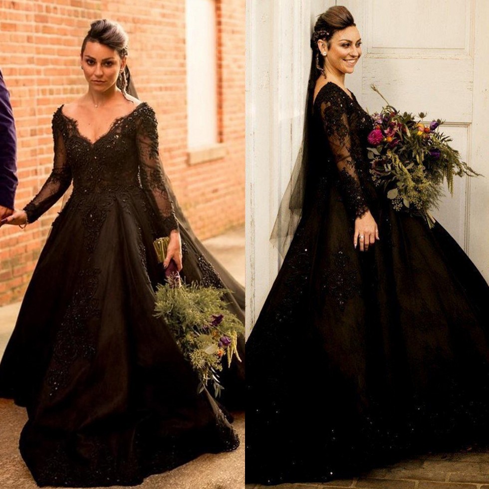 Long Black Lace Sleeves Backless Wedding Dresses V Neck Sequined Bridal Gowns Beaded Sweep Train Robe De Marie