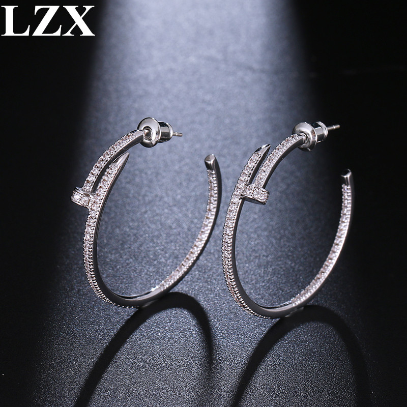 LZX New Trendy Big Round Loop Earring White Gold Color Luxury Cubic Zirconia Paved Hoop Earrings For Women Fashion Jewelry
LZX New Trendy Big Round Loop Earring White Gold Color Luxury Cubic Zirconia Paved Hoop Earrings For Women Fashion Jewelry