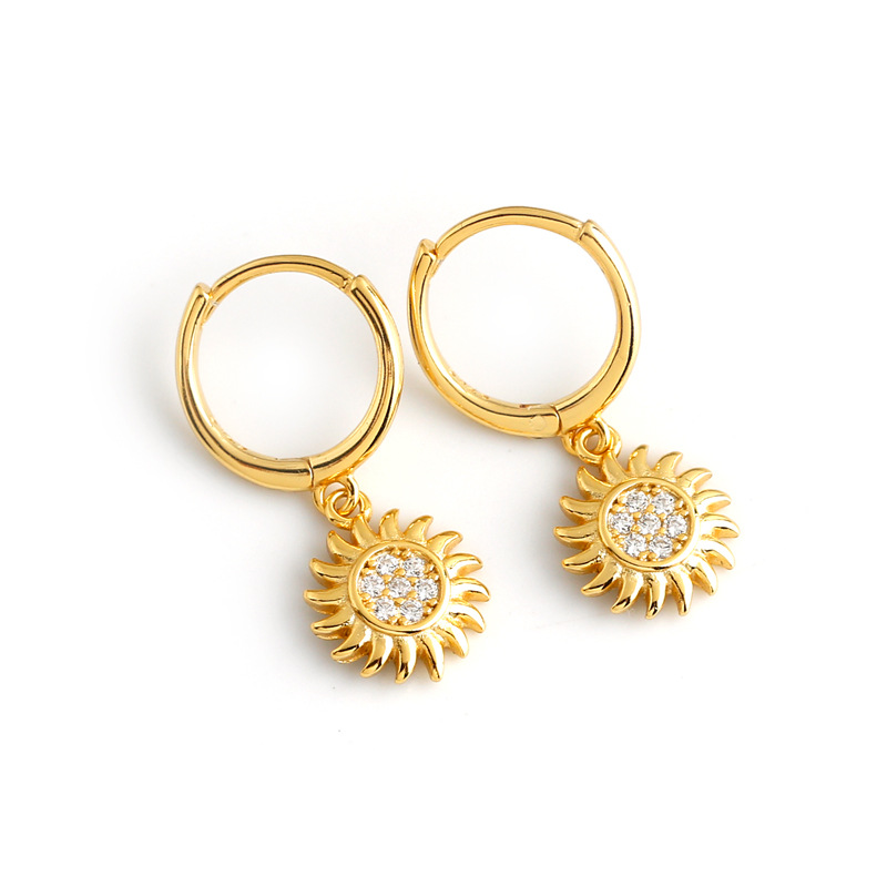 925 Sterling Silver Earring Fashion INS style sun flower Short Pendant Devil palm Drop Earring Personality trend Girl Ear Jewelr
925 Sterling Silver Earring Fashion INS style sun flower Short Pendant Devil palm Drop Earring Personality trend Girl Ear Jewelr