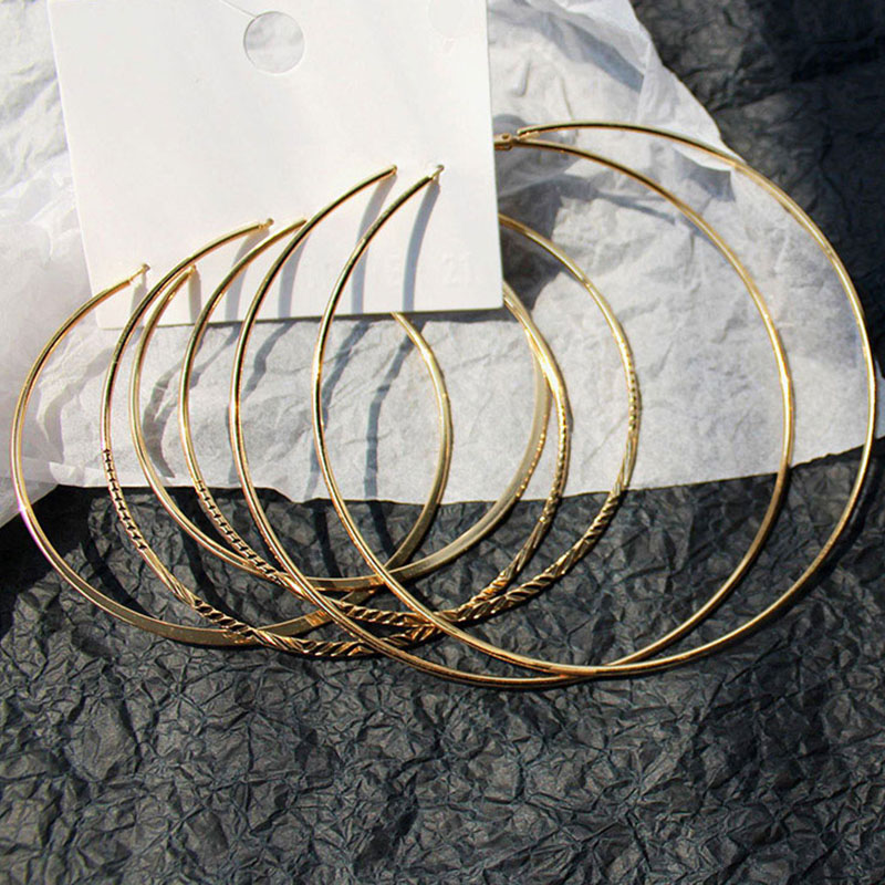 3 pairs/set 2020 Summer Trendy Rose Gold Engraved Flower Minimalism Hoop Earrings Set Korean Fashion Chic Women Party Jewelry
3 pairs/set 2020 Summer Trendy Rose Gold Engraved Flower Minimalism Hoop Earrings Set Korean Fashion Chic Women Party Jewelry