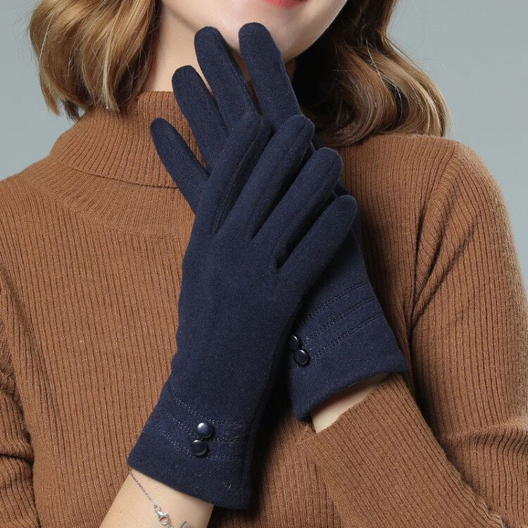 Autumn Winter Velvet Button Gloves Plus Velvet Thicken Riding Touch Screen Mittens Women Keep Warm Glove Accessories kh
Autumn Winter Velvet Button Gloves Plus Velvet Thicken Riding Touch Screen Mittens Women Keep Warm Glove Accessories kh