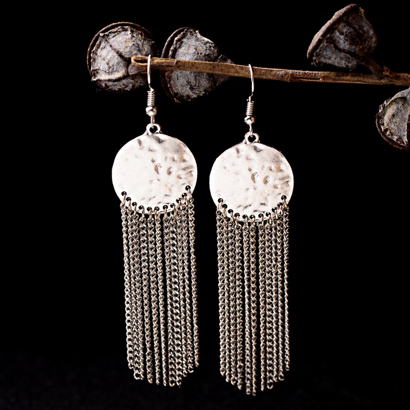 2020 Women's Ethnic Carved Crescent Tassel Chain Alloy Earrings Tibetan Jewelry Vintage Earrings Oorbellen HXE005
2020 Women's Ethnic Carved Crescent Tassel Chain Alloy Earrings Tibetan Jewelry Vintage Earrings Oorbellen HXE005