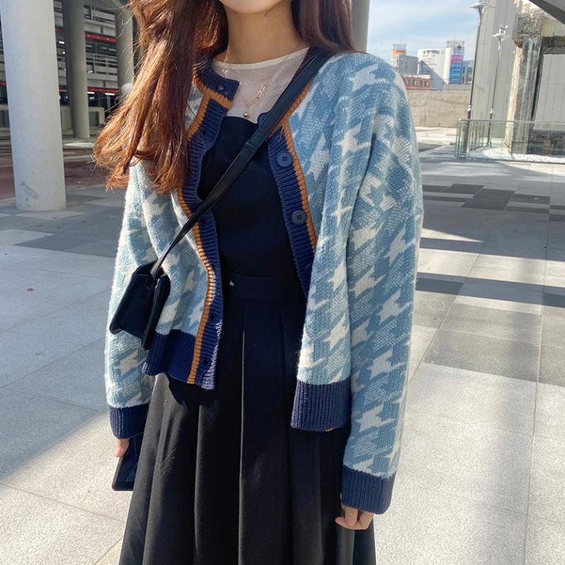 Houndstooth Plaid Sweater Cardigan Women O-Neck Single Breasted Long Sleeve Casual Vintage Jumpers knitted Autumn Clothing X541, Sky blue
Houndstooth Plaid Sweater Cardigan Women O-Neck Single Breasted Long Sleeve Casual Vintage Jumpers knitted Autumn Clothing X541, Sky blue