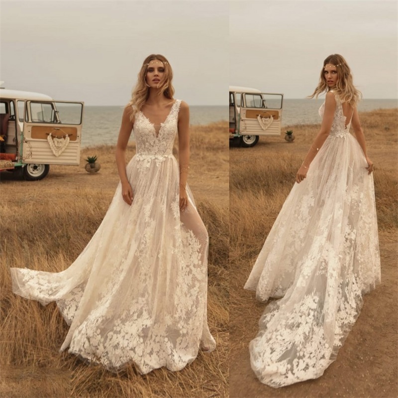 Gorgeous A-line Wedding Dresses Sexy V-neck Sleeveless Bohemia Beach Bridal Gown Boho Chic Custom Made Appliqued Lace Vestidos De Novia