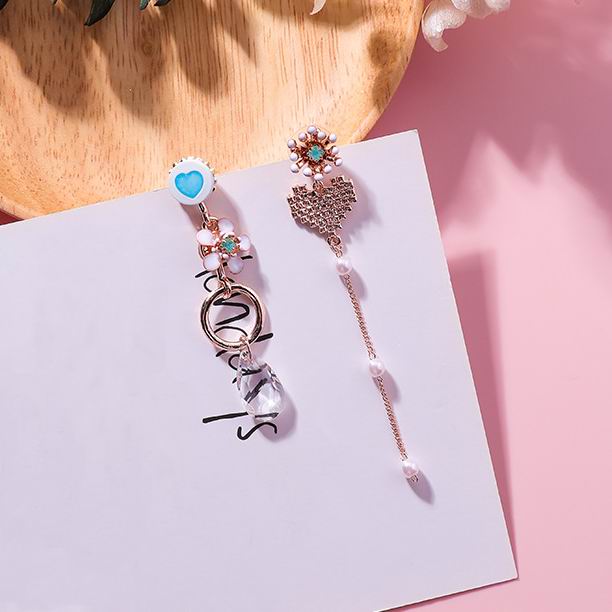 MENGJIQIAO 2020 Korean New Clear Crystal Enamel Flower Asymmetric Earrings For Women Fashion Jewelry Love Heart Long Pendientes
MENGJIQIAO 2020 Korean New Clear Crystal Enamel Flower Asymmetric Earrings For Women Fashion Jewelry Love Heart Long Pendientes