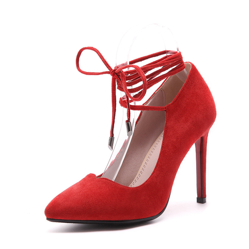 The spring of 2020 the new bind high with fine with shallow mouth 43 light mouth bride shoes size code 33-18225, Red
The spring of 2020 the new bind high with fine with shallow mouth 43 light mouth bride shoes size code 33-18225, Red