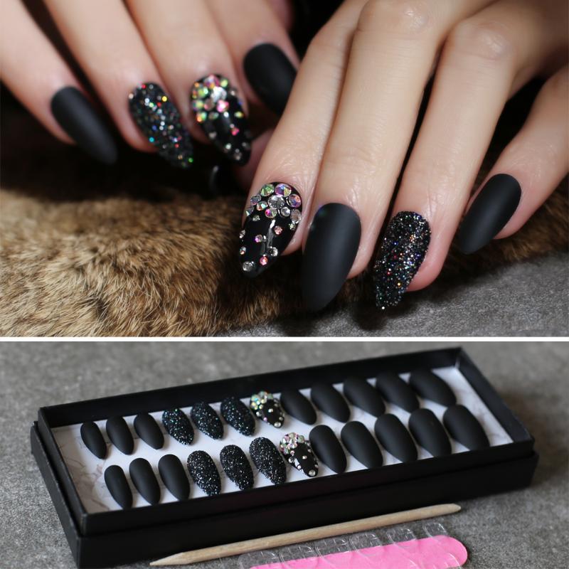 Matte Stiletto black Burgundy glitter crystal Artistic shape diamonds false nails Black box fake nails spread out white silver, 01box
Matte Stiletto black Burgundy glitter crystal Artistic shape diamonds false nails Black box fake nails spread out white silver, 01box