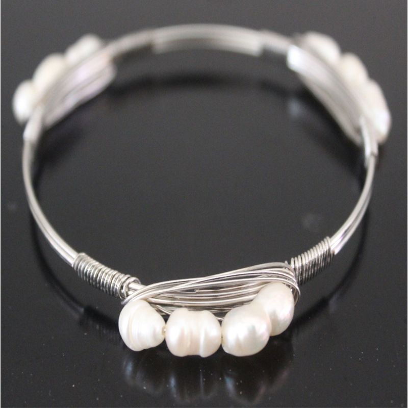 New Retro Simple Alloy Steel Wire Bracelet Bangle Women Charm Party Jewelry Freshwater Pearls Bangles Birthday Wedding Gifts
New Retro Simple Alloy Steel Wire Bracelet Bangle Women Charm Party Jewelry Freshwater Pearls Bangles Birthday Wedding Gifts