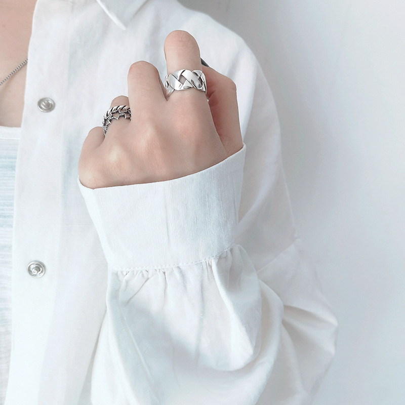 Minimalist Woven Width Surface Thai Silver Color Ring Open Finger Ring For Women Jewelry Gifts
Minimalist Woven Width Surface Thai Silver Color Ring Open Finger Ring For Women Jewelry Gifts