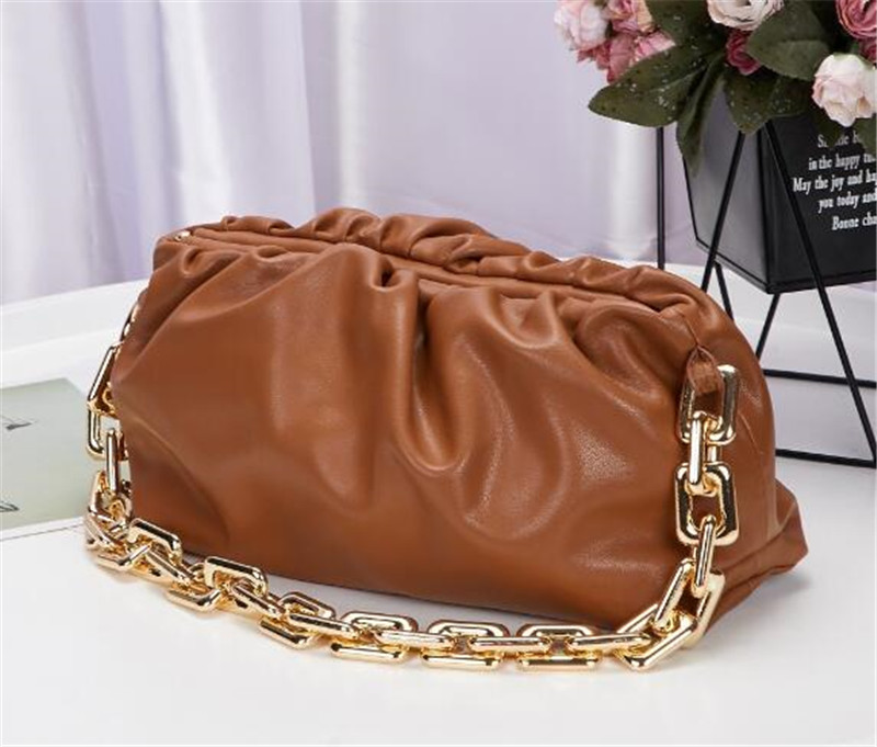 2020 new brand fashion Cloud Shape Evening Bags Cloud Bag With Thick Chain Clutch Women Pouch Genuine Leather Clip Handbags Crossbody Totes, Black-22cm
2020 new brand fashion Cloud Shape Evening Bags Cloud Bag With Thick Chain Clutch Women Pouch Genuine Leather Clip Handbags Crossbody Totes, Black-22cm