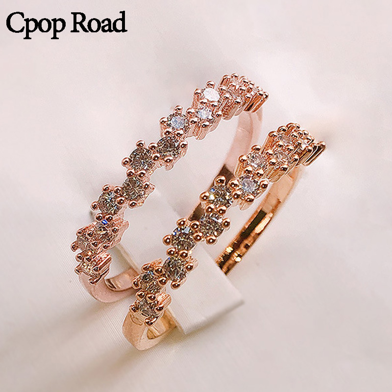 Cpop New Fashion Wedding Rings for Women Geometric Zircon Gold Rose Gold Rings Elegant Female Jewelry Anniversary Accessories
Cpop New Fashion Wedding Rings for Women Geometric Zircon Gold Rose Gold Rings Elegant Female Jewelry Anniversary Accessories