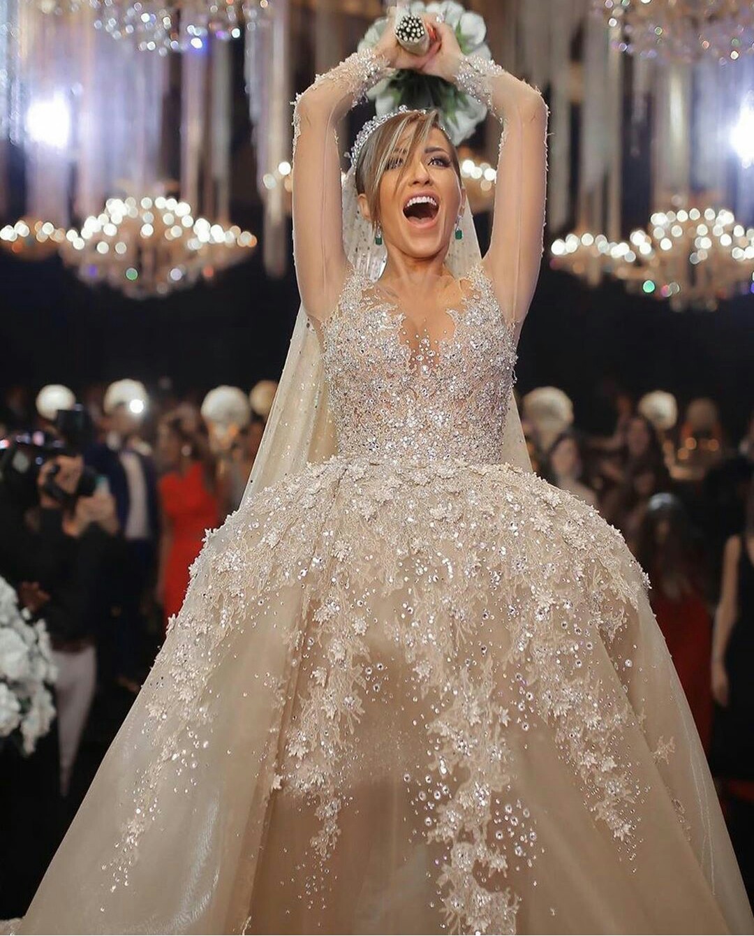 Sequined Wedding Dresses With Detachable Train Plus Size Bridal Gowns Sheer Long Sleeves Lace Beaded Vestido De Novia 0505 0505