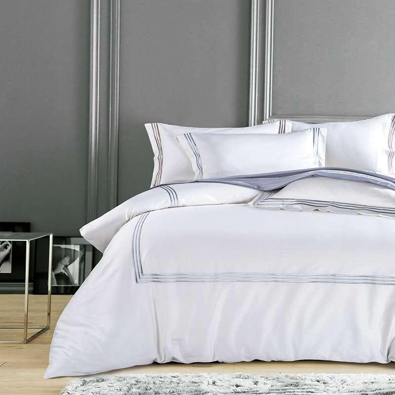 43 Pure White Hotel Bedding sets King Queen size Silver Gold Embroidery Duvet cover Cotton Bed sheet linen set Pillow cover, Color 2
43 Pure White Hotel Bedding sets King Queen size Silver Gold Embroidery Duvet cover Cotton Bed sheet linen set Pillow cover, Color 2