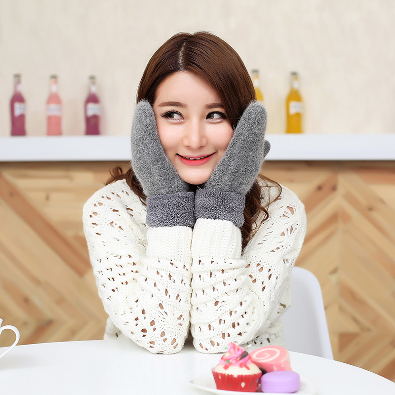 Women Cute Wool Ladies Plush Mittens Outdoor Warm Soft Short Gloves Full Finger Winter Flip Double Thick Gloves Mittens ST1640
Women Cute Wool Ladies Plush Mittens Outdoor Warm Soft Short Gloves Full Finger Winter Flip Double Thick Gloves Mittens ST1640