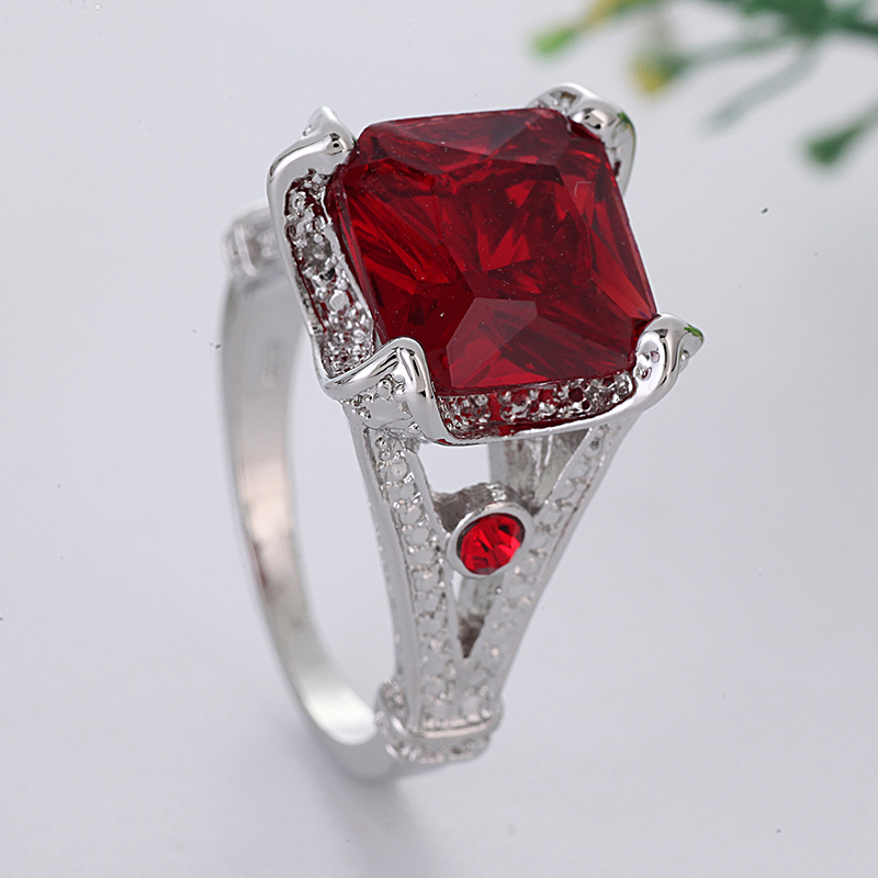 Luxury rose red color ring charm jewel female jewelry ring silver color wedding bride commitment 30C231
Luxury rose red color ring charm jewel female jewelry ring silver color wedding bride commitment 30C231