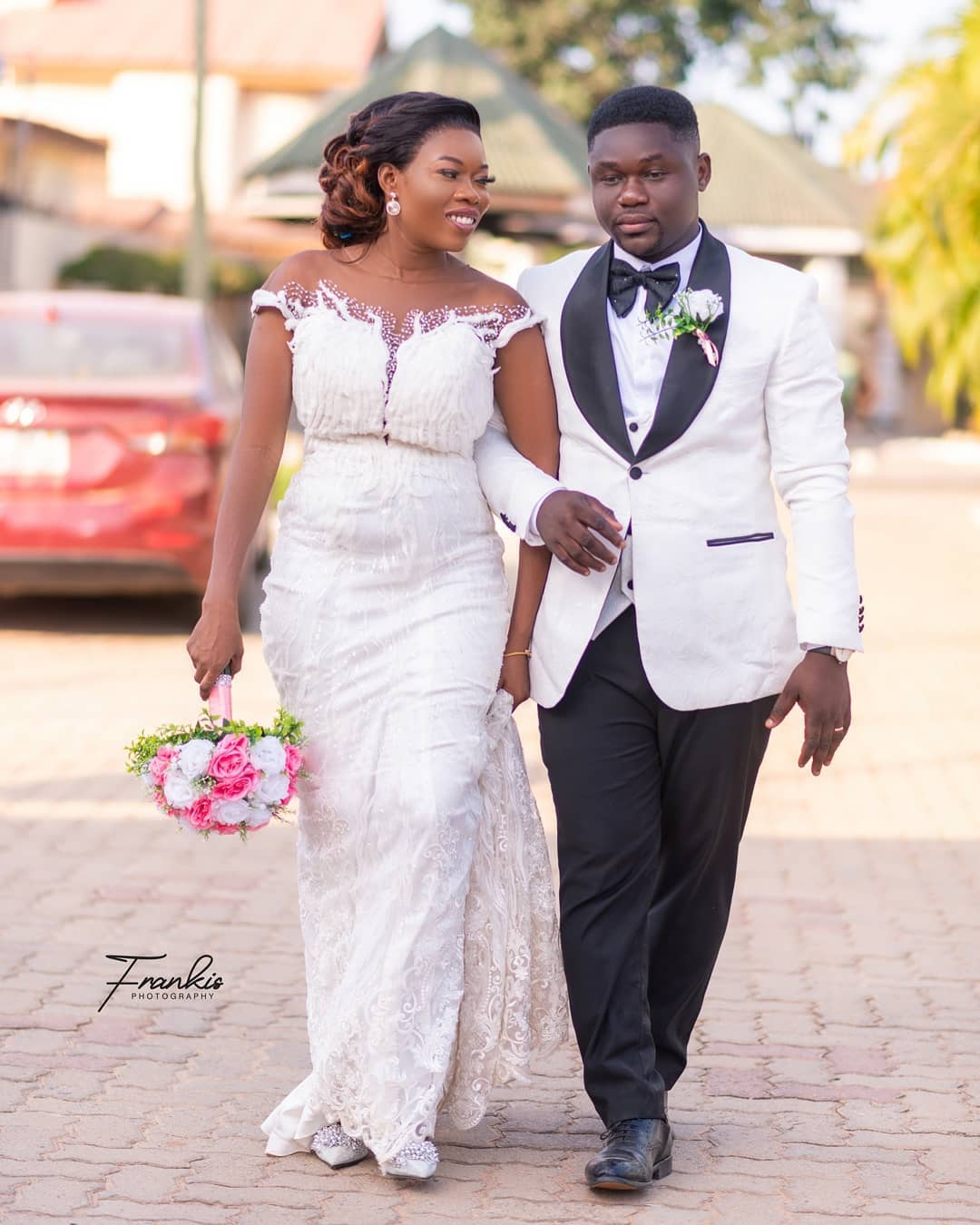 2020 Plus Size Arabic Aso Ebi Lace Beaded Luxurious Wedding Dresses Sheer Neck Bridal Dresses Mermaid Wedding Gowns ZJ955