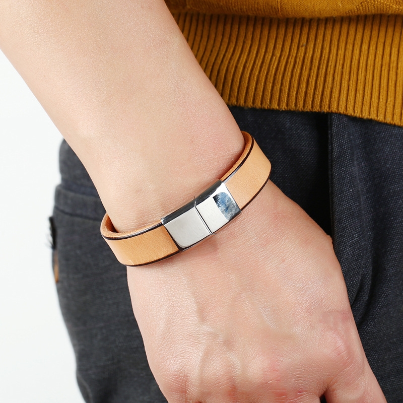 New Punk Vintage Stainless Steel Leather Bracelet 22.5cm Simple Men's Charm Bracelets for Women 20.5cm Fashion Jewelry
New Punk Vintage Stainless Steel Leather Bracelet 22.5cm Simple Men's Charm Bracelets for Women 20.5cm Fashion Jewelry
