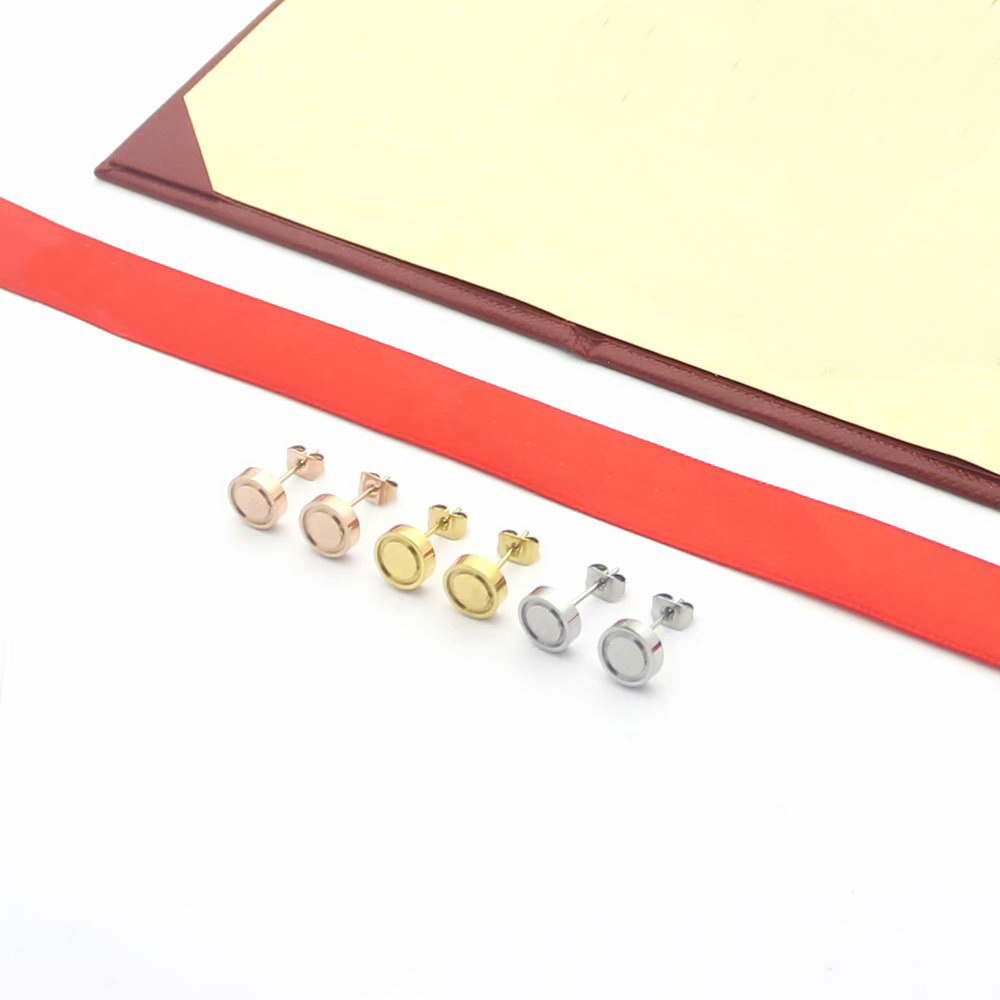 Europe America Classic Style Lady Women Titanium Steel Engraved C Letter Screw Stud Earrings 3 Color
Europe America Classic Style Lady Women Titanium Steel Engraved C Letter Screw Stud Earrings 3 Color