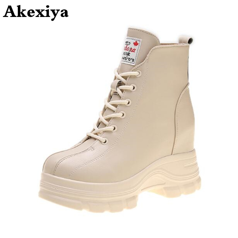 Women Boots Flock 8cm High Heel Lace Up Softable Black Leather Lady Shoes Solid Outdoor Girl's Shoes 2Colors
Women Boots Flock 8cm High Heel Lace Up Softable Black Leather Lady Shoes Solid Outdoor Girl's Shoes 2Colors