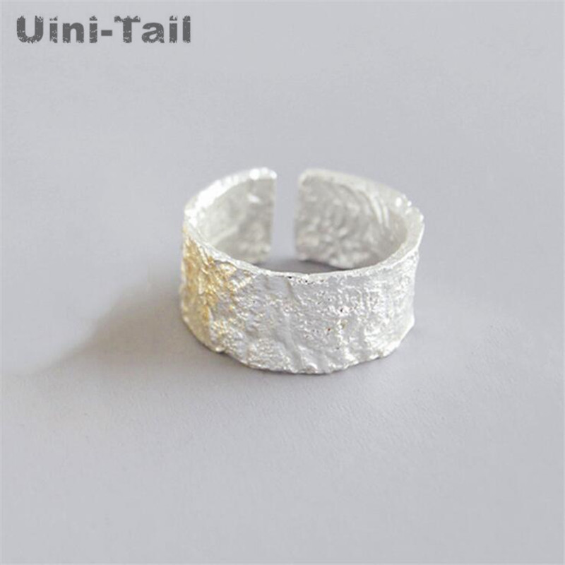 Uini-Tail 2020 new listing 925 sterling silver simple creative irregular bump wide open ring fashion personality tide flow ED417
Uini-Tail 2020 new listing 925 sterling silver simple creative irregular bump wide open ring fashion personality tide flow ED417
