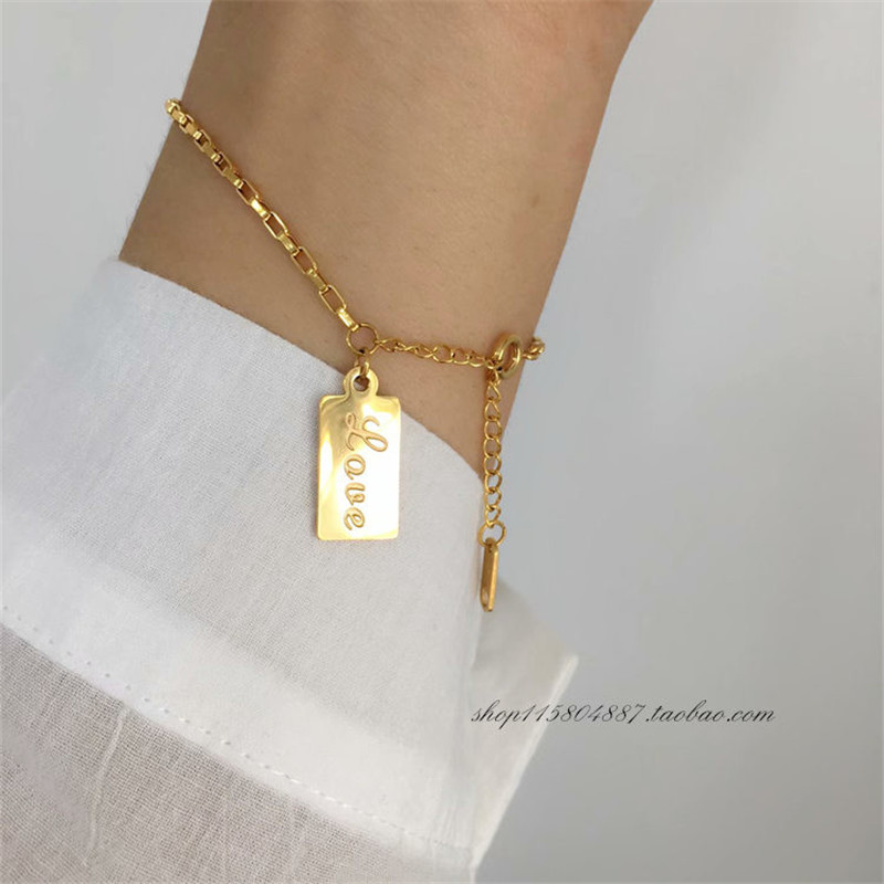YUN RUO Yellow Gold Color Lucky Love Square Pendant Bracelet Woman Birthday Gift 316 L Titanium Steel Jewelry Not Change Color
YUN RUO Yellow Gold Color Lucky Love Square Pendant Bracelet Woman Birthday Gift 316 L Titanium Steel Jewelry Not Change Color