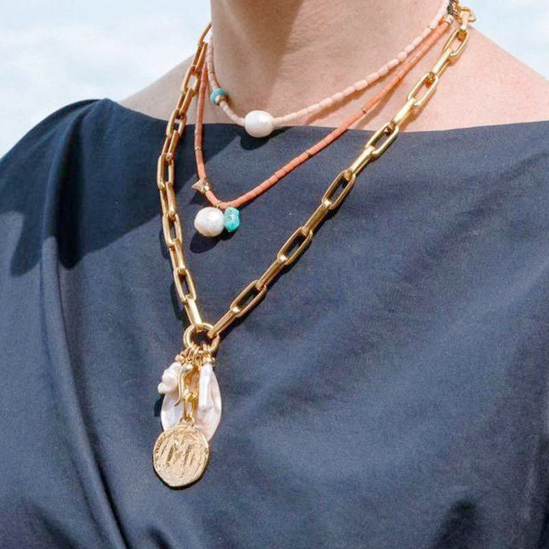 Multi-layer Retro Shell Pendant Necklace for Women Baroque Pearl Beaded Gold Chain Choker Geometric Bohemian Pearl Jewelry Gifts
Multi-layer Retro Shell Pendant Necklace for Women Baroque Pearl Beaded Gold Chain Choker Geometric Bohemian Pearl Jewelry Gifts