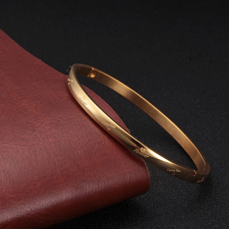 Fashion 316L Stainless Steel Bangles Bracelets for Woman Gold Plating Couple Bangle WristBand Pentagram Engrave Party Jewelry
Fashion 316L Stainless Steel Bangles Bracelets for Woman Gold Plating Couple Bangle WristBand Pentagram Engrave Party Jewelry
