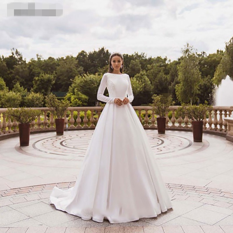 Elegant Satin Wedding Dresses bateau Long Sleeves Lace Bride Gowns Muslim applique Wedding Gown Covered Back Vestido de novia 2020