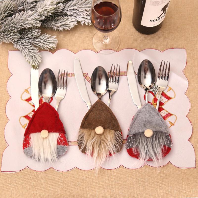 Santa Cute Faceless Doll Christmas Decorative Tableware Fork Knife Cutlery Holder Bag Christmas Presents Decorations
Santa Cute Faceless Doll Christmas Decorative Tableware Fork Knife Cutlery Holder Bag Christmas Presents Decorations