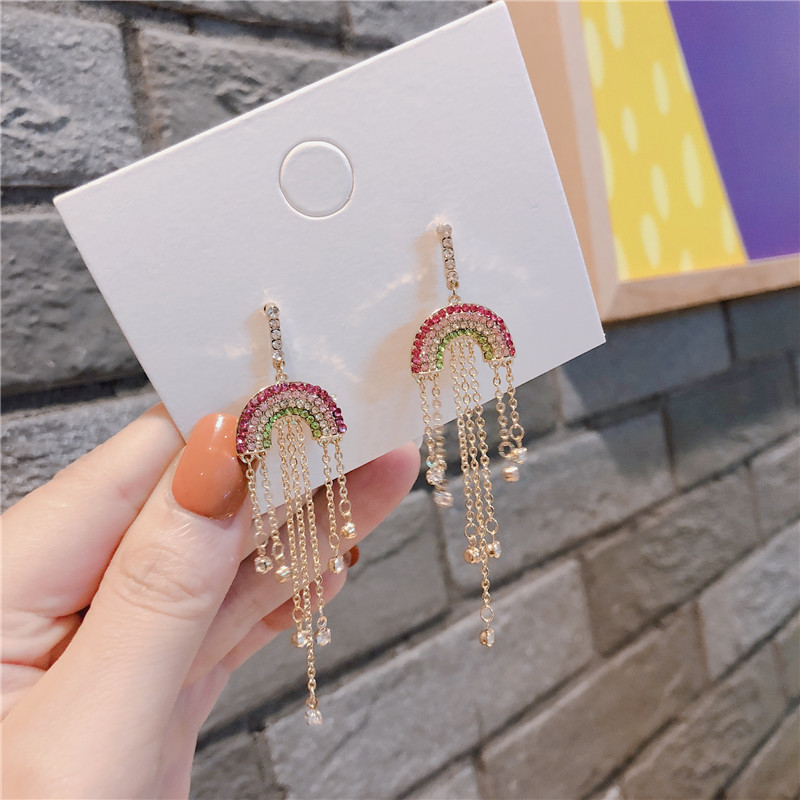 Stud Korean Luxurious Rainbow Earrings Rhinestone Flash Tassel Temperament Party Gift Summer Beach Women Jewelry Bijoux
Stud Korean Luxurious Rainbow Earrings Rhinestone Flash Tassel Temperament Party Gift Summer Beach Women Jewelry Bijoux