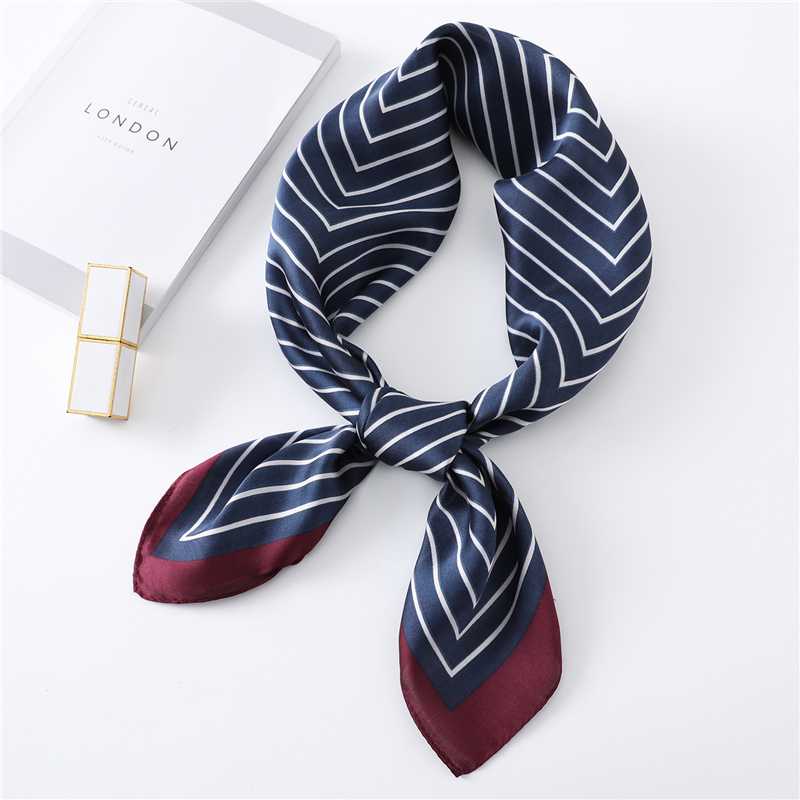 Retro Gestreepte Zijden Sjaal Haarband Dame Accessoires Foulard Hoofddoek Stropdas Vierkante Sjaals Voor Vrouwen Bandana
Retro Gestreepte Zijden Sjaal Haarband Dame Accessoires Foulard Hoofddoek Stropdas Vierkante Sjaals Voor Vrouwen Bandana