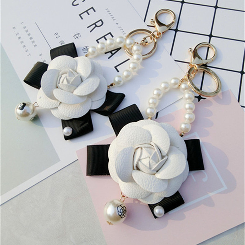 Leather Camellia Flower Keychain Keyring For Women Leather Flower Bag Charm Glass Pearl Key Chain Gold Car Keyrings