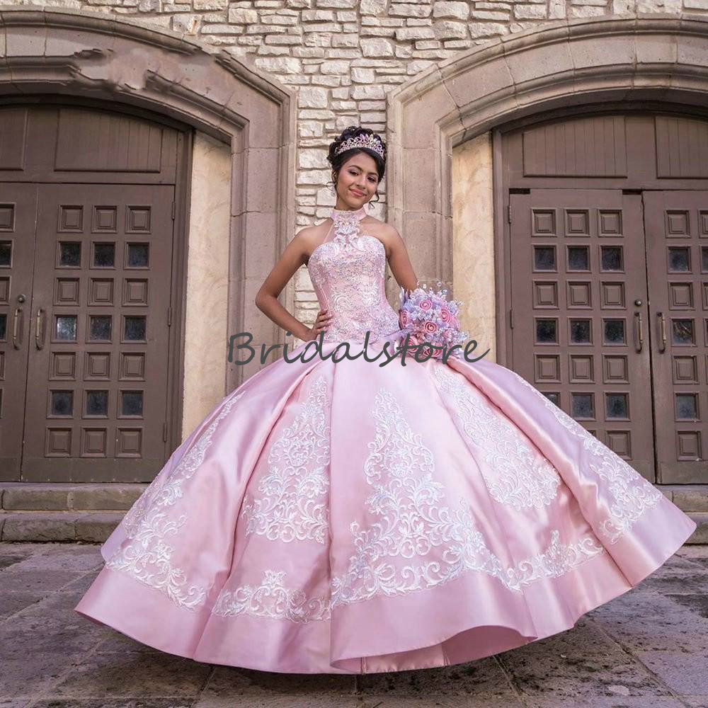 Beautiful Pink Sweet 16 Dresses Sexy Halter Lace Appliques Ball Gown Prom Dress Floor Length Satin Sweet 16 Party Gowns Quinceanera Dresses