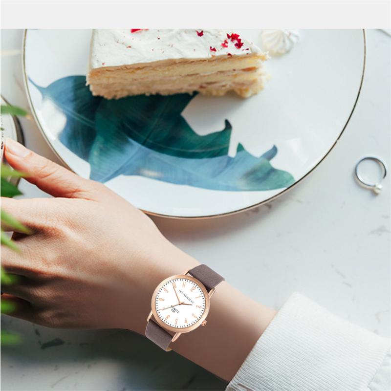 Minimalist Watch Women Business Wristwatch Leather Watch Women Classics High Quality Clock Gift For 2020 montre femme Q4
Minimalist Watch Women Business Wristwatch Leather Watch Women Classics High Quality Clock Gift For 2020 montre femme Q4