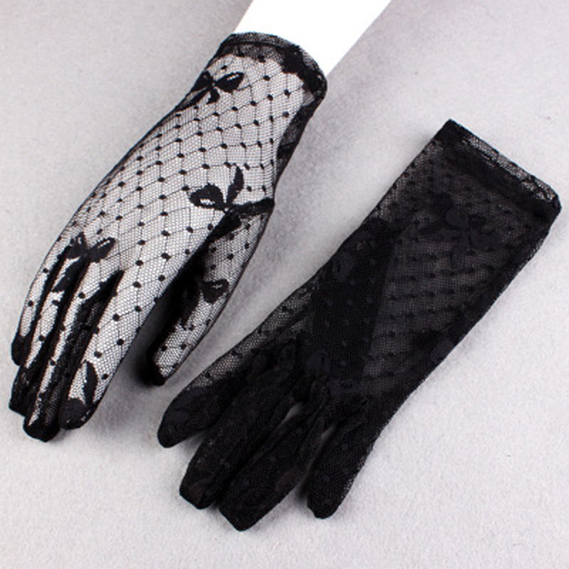Elegant Women Ultra-thin Short Summer Driving Cycling Sexy Black Sunscreen Gloves Female Anti-UV Elasticity Lace Mesh Gloves H98
Elegant Women Ultra-thin Short Summer Driving Cycling Sexy Black Sunscreen Gloves Female Anti-UV Elasticity Lace Mesh Gloves H98