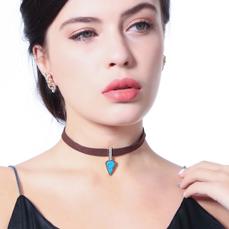 Blue Synthetic Stone Brown Imitation Leather Crystal Choker Necklace 2020 Trending Fashion Women Charm Necklace Collier Hot Sale
Blue Synthetic Stone Brown Imitation Leather Crystal Choker Necklace 2020 Trending Fashion Women Charm Necklace Collier Hot Sale