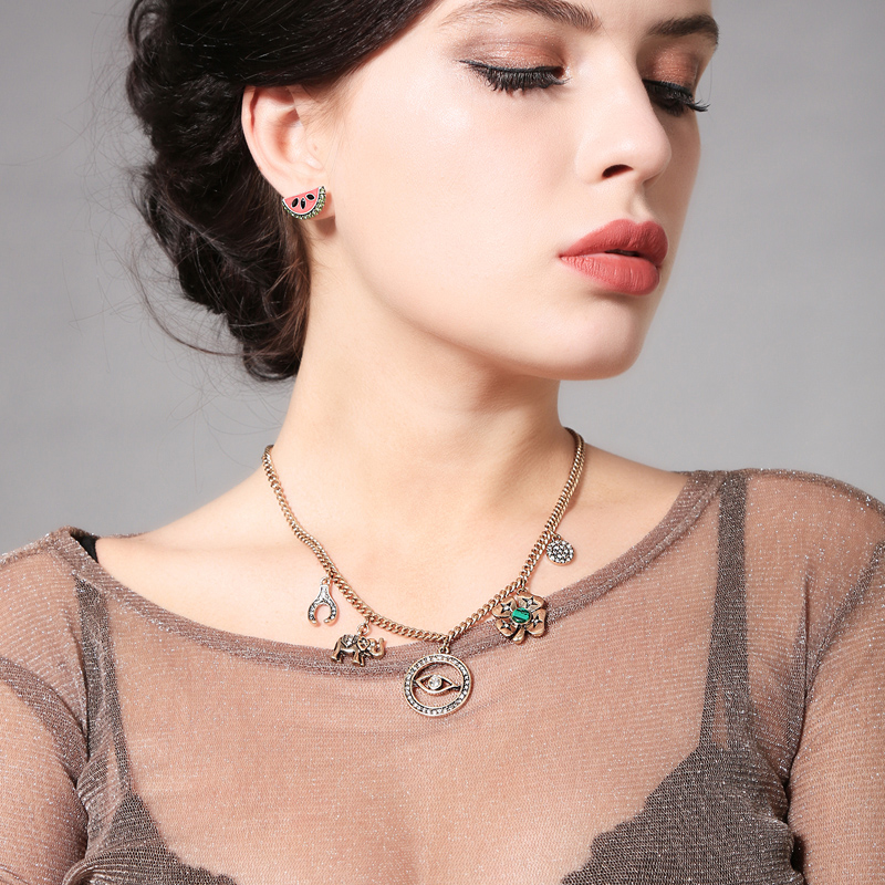 Unique Devil's Eye Small Elephant Flower Geometric Chunky Chain Crystal Synthetic Stone Chokers Chain Fashion Popular Young lady
Unique Devil's Eye Small Elephant Flower Geometric Chunky Chain Crystal Synthetic Stone Chokers Chain Fashion Popular Young lady