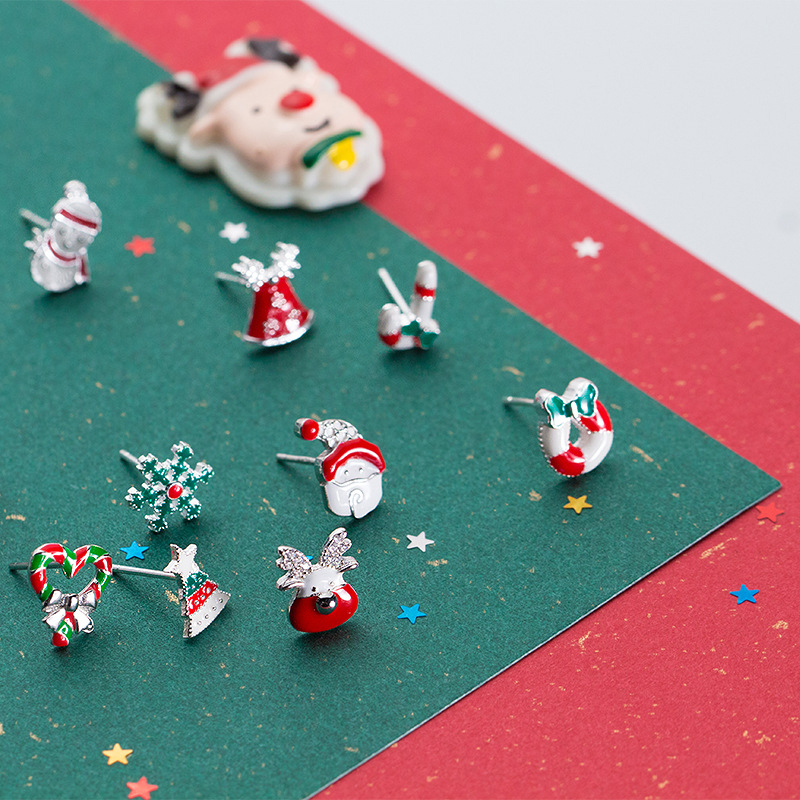 925 Silver Cute Snowflake Snowman Bell Christmas Series Stud Earrings For Women Birthday Christmas Gift Jewelry
925 Silver Cute Snowflake Snowman Bell Christmas Series Stud Earrings For Women Birthday Christmas Gift Jewelry